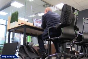 Rozbita grupa, której członkowie oszukiwali pokrzywdzonych poprzez platformy inwestycyjne rynku FOREX