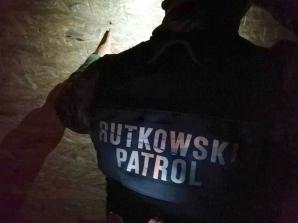 Strzały w Łomży, prawdopodobnie to zaplanowana egzekucja! Mieszkaniec Łomży przeżył. Rutkowski przekazuje 10 tysięcy Euro nagrody za wskazanie płatnego zabójcy. Działania prowadzone są na terenie Polski i Ukrainy