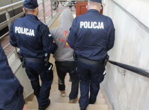 [VIDEO] Zatrzymany do sprawy podpalenia mieszkania w dniu 11 listopada w Warszawie